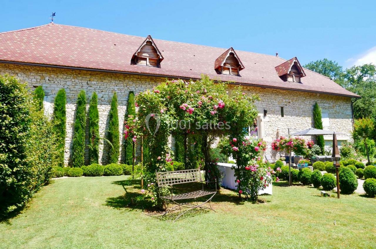 Location salle Vézeronce-Curtin (Isère) - Domaine de La Ferme de Montin #1